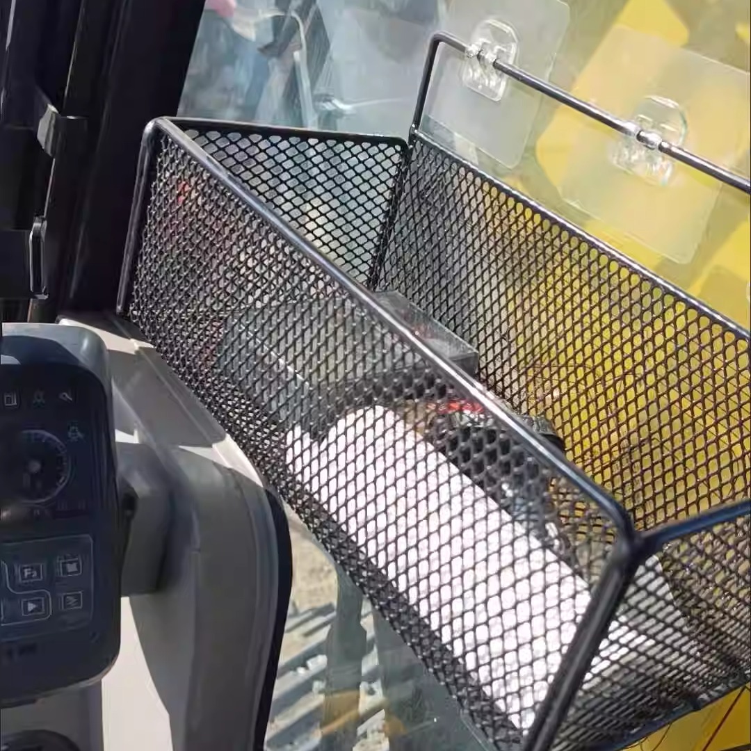 吊车篮筐驾驶室置物架农机工具箱