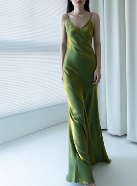 波光粼粼绿色吊带裙人鱼裙 赎罪绿连衣裙吊带裙真丝桑蚕丝