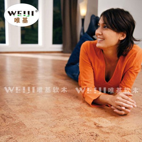 隔音、静音、耐磨、防滑、有弹性，适合地热，环保，脚感舒适。