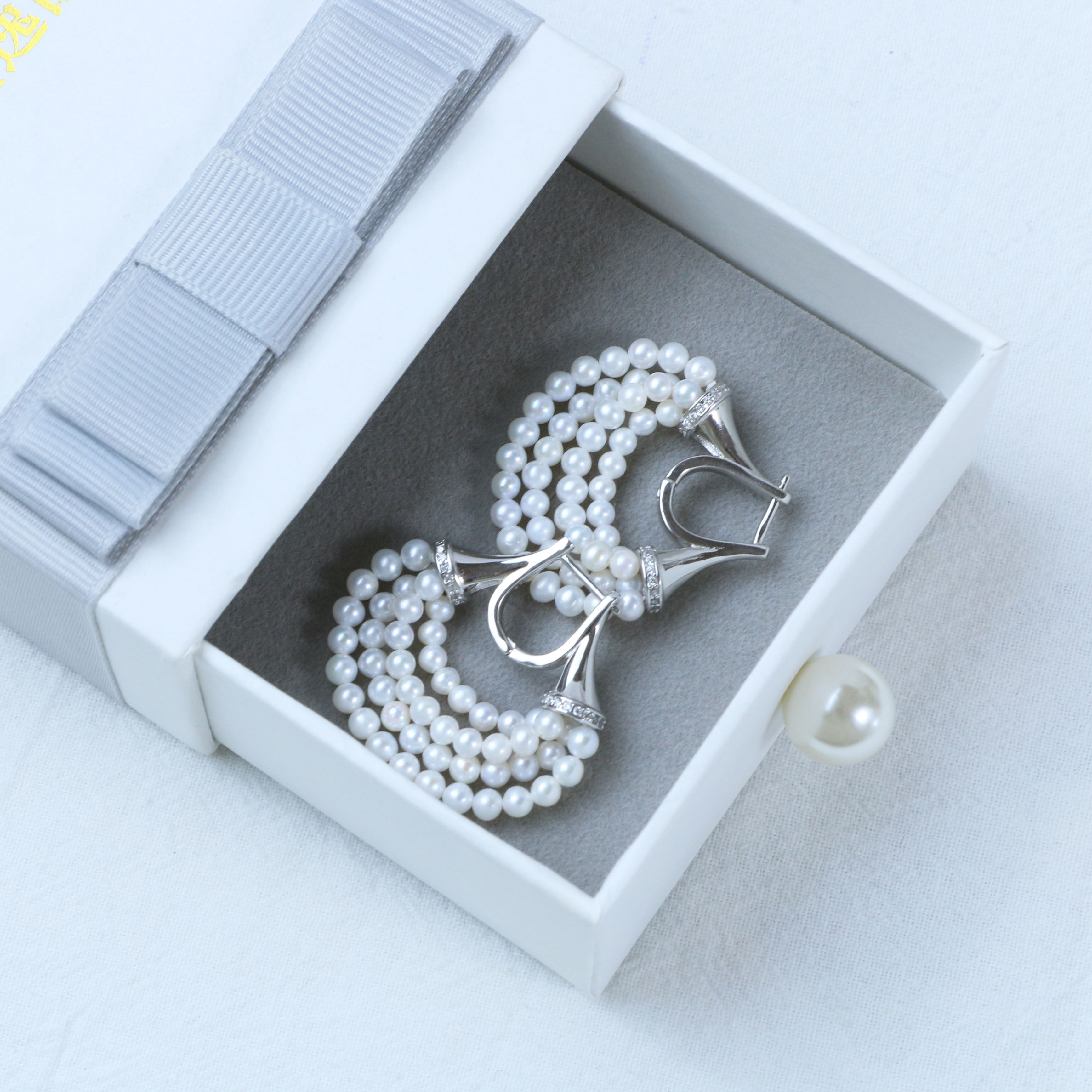 【可乐优选】3-4mmS925淡水珍珠马蹄扣复古法式珍珠耳饰,珠宝/钻石/翡翠,耳饰,淘宝优惠券,粉丝福利购,淘宝优惠卷