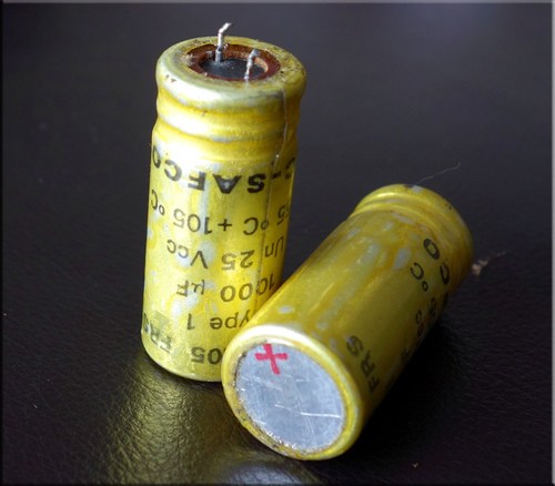 法国金装 SIC SAFCO 1000UF 25V 发烧电容(磨功放最合算)