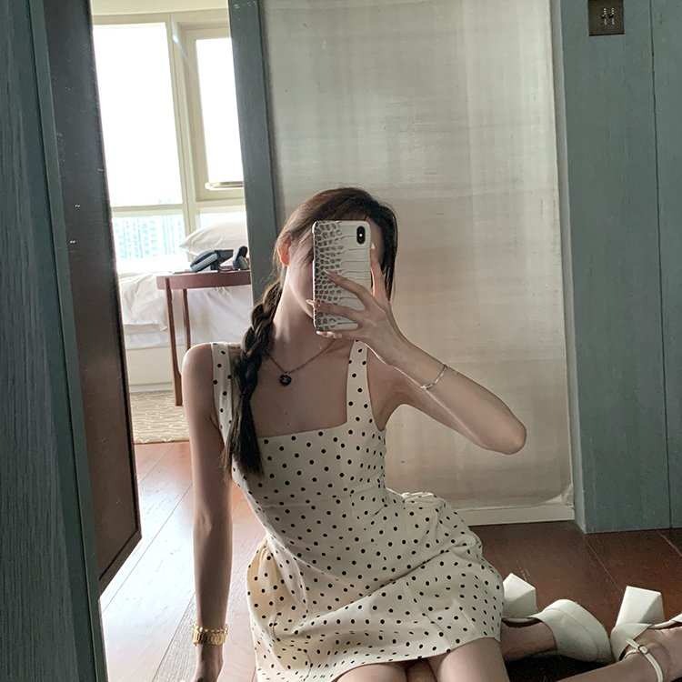 titi小姐姐南法少女诗连衣裙女春夏方领收腰无袖米白色波点裙