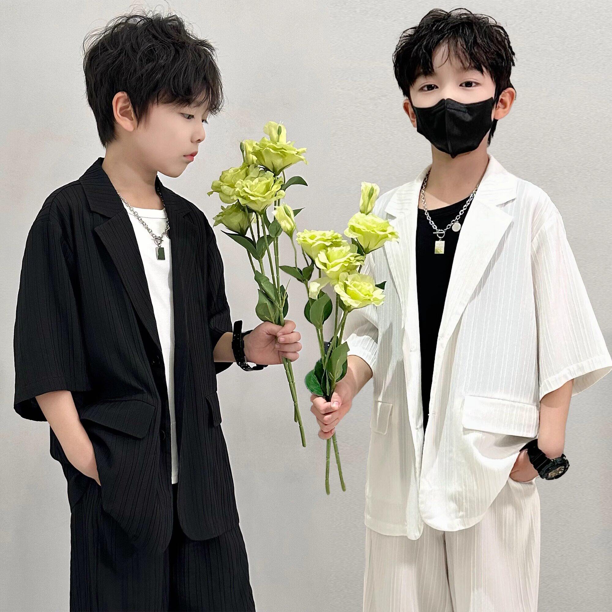 韩国男童提花肌理短袖西装2026夏季高端帅气中大男童西服两件套潮