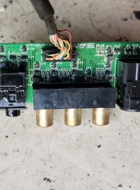 三星LA37R71B LA40F71B LA32S71B LA46M51B AV侧板 耳机接口板