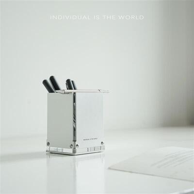 IITW原创金属简约笔筒桌面收纳艺术高级感工业风装饰摆件礼品