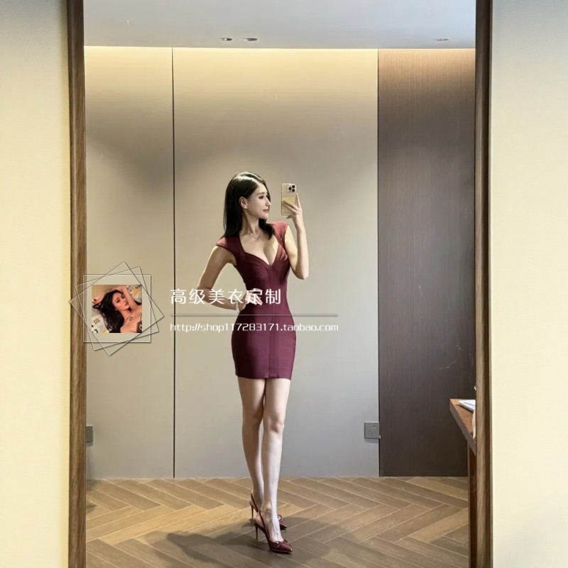 性感低胸V领收腰包臀绷带短裙