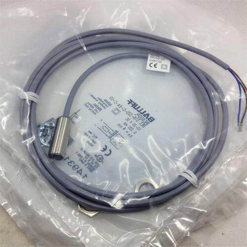 销售BALLUFFBAE009E电容式放大器BAE SA-CS-001-PS传感器