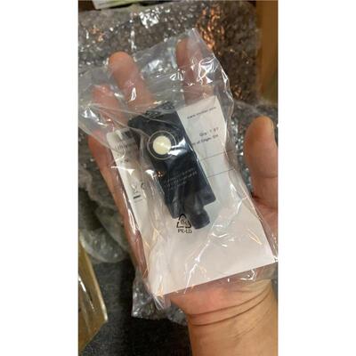 【实物拍照】UNDK-30U6112/S14超声波传感器