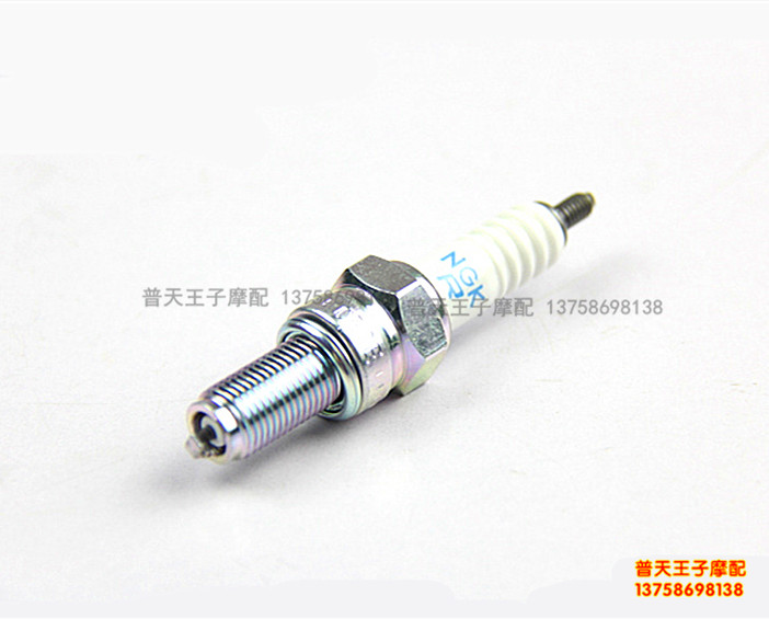 BJ600GS/300GS/500/250-15 银刃BJ250T-8 CR7E火花塞 火嘴