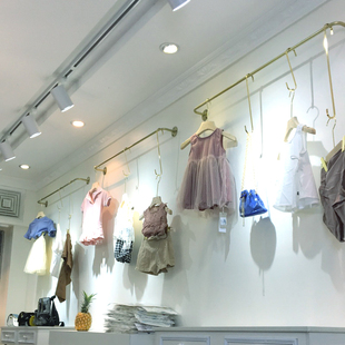 纳米金色服装店展示架上墙正挂衣服架子服装店挂衣架童装店壁挂式