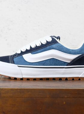 VANS低帮加绒男女面包板鞋