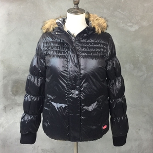 VANS范斯现货 Jkt 女款连帽羽绒服黑色超轻便冬款外套 VN-0UT2BLK