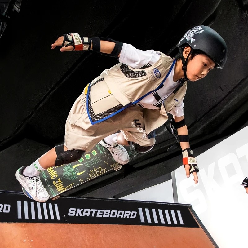 李宁正品男大童休闲运动鞋