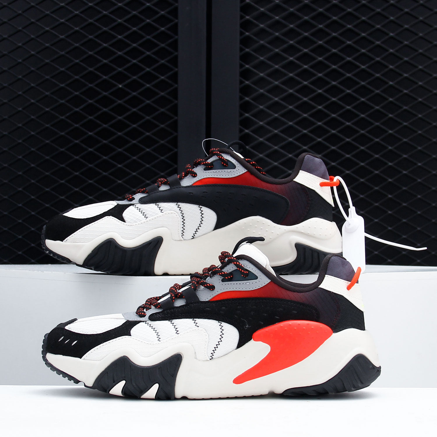 李宁新款超轻耐磨aglq107休闲鞋