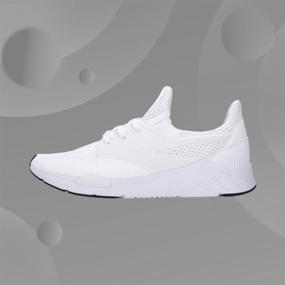 李宁夏季轻便透气板鞋