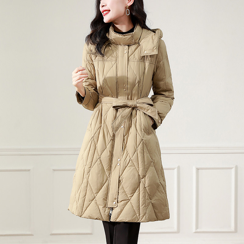 2023年新款轻薄羽绒服女款长款收腰显瘦洋气高档轻奢过膝冬装外套
