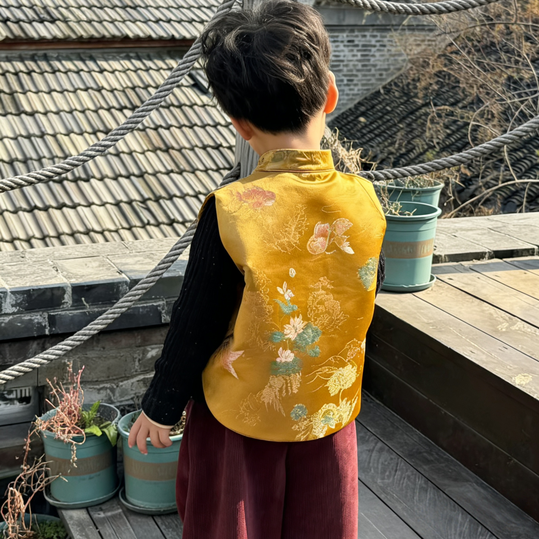 宝宝新中式羽绒马甲女童上衣加厚儿童背心中国风冬装男过年拜年服