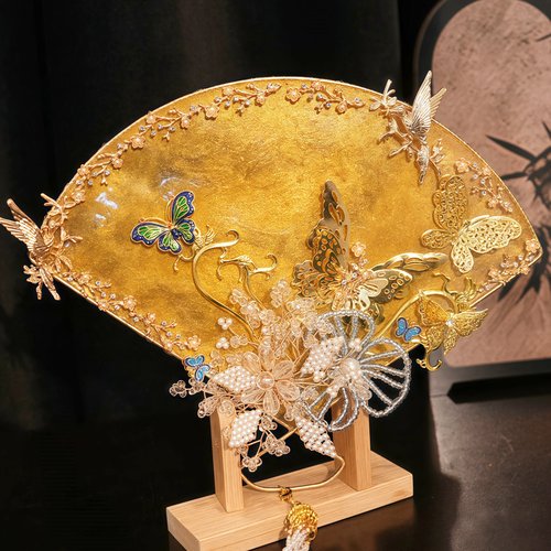 秀禾服新娘百搭团扇高级感复古金色水凝胶扇子古典龙凤褂晨袍配饰
