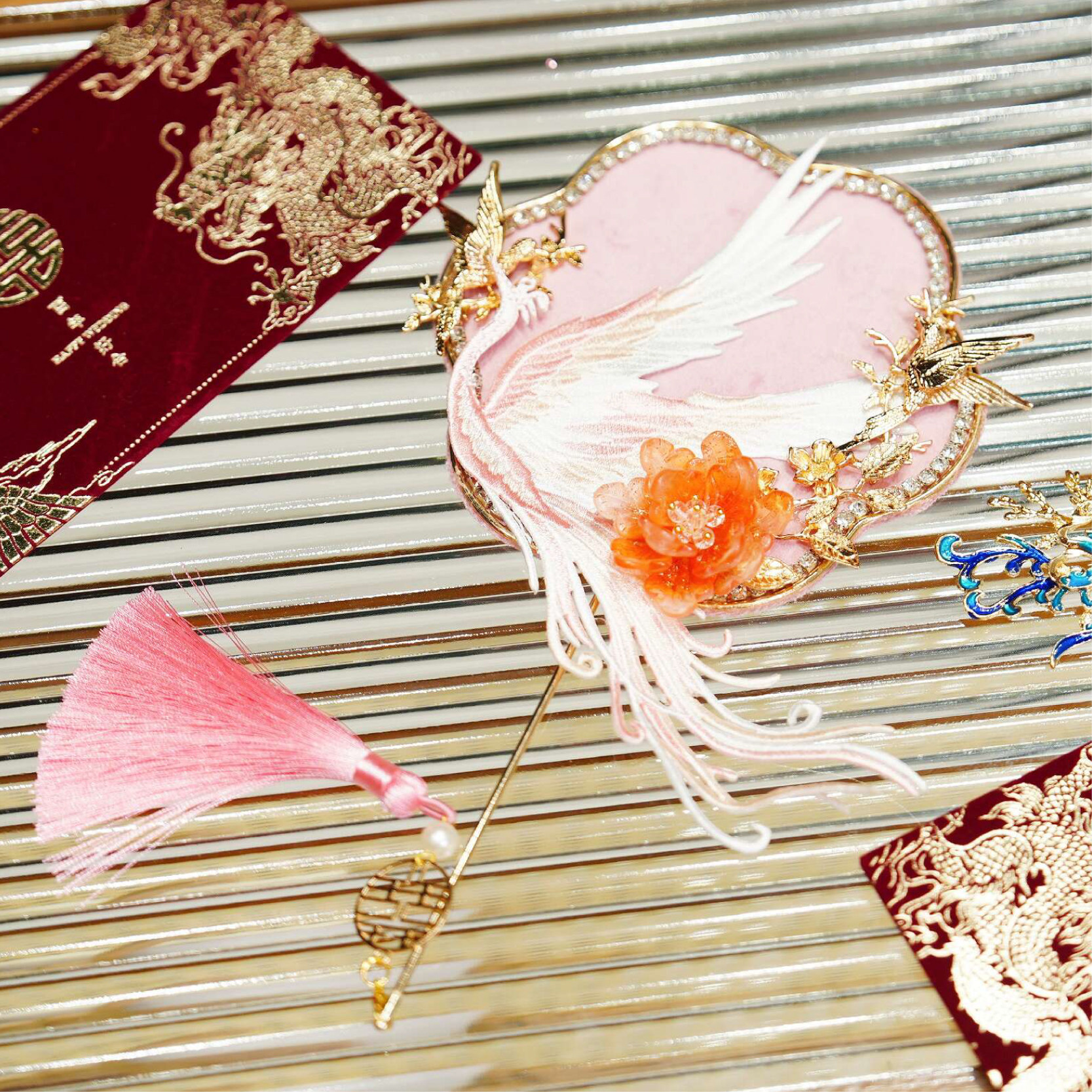 中式小团扇新娘红色小巧结婚道具伴娘旗袍晨袍秀禾拍照迷你小扇子,家居饰品,工艺扇/团扇/喜扇/折扇,淘宝优惠券,粉丝福利购,淘宝优惠卷