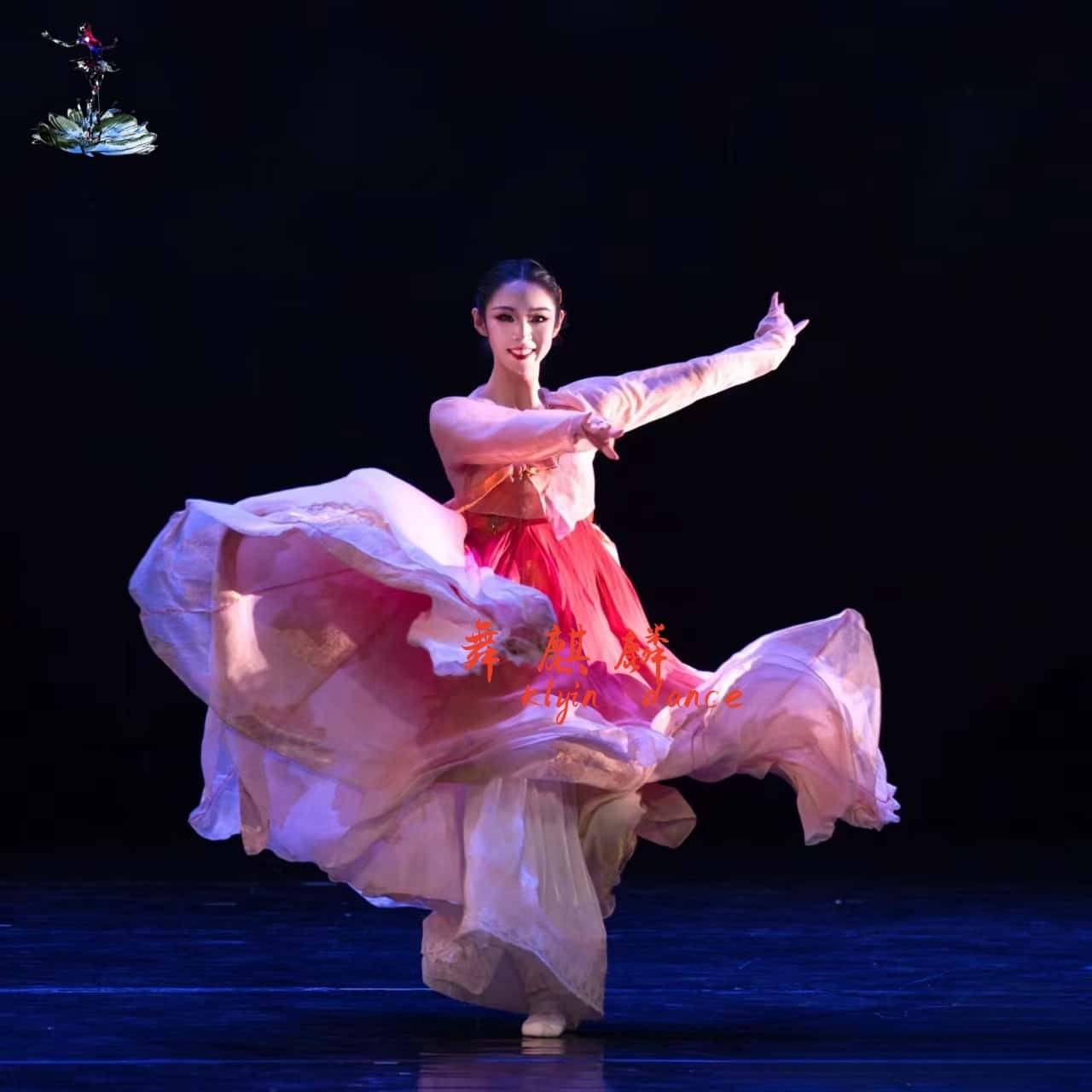 北舞民族民间朝鲜族独舞一声梧叶一声秋同款舞蹈服演出服艺考定制,女装/女士精品,民族服装/舞台装,淘宝优惠券,粉丝福利购,淘宝优惠卷