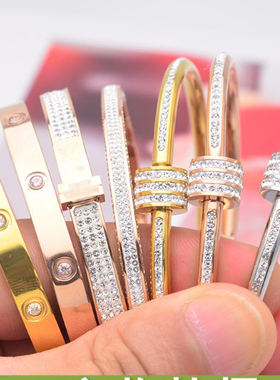 欧美风彩金轻奢不褪色手饰品