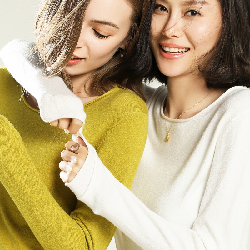 圆领卷边外搭大码长袖毛衣新品