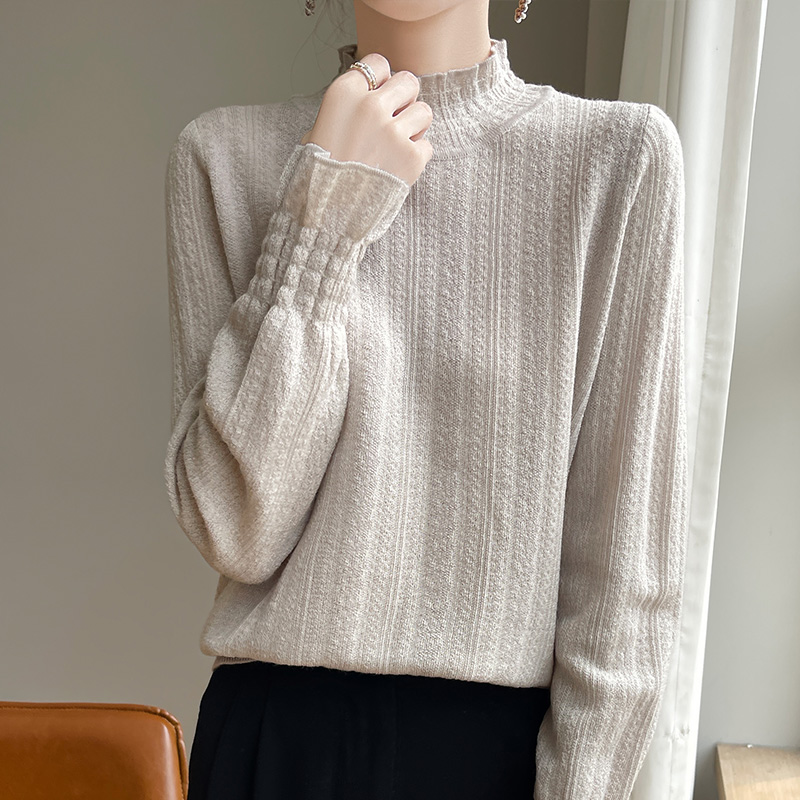 2024冬季新款小香风气质蕾丝木耳边半高领打底衫女超洋气毛衣内搭