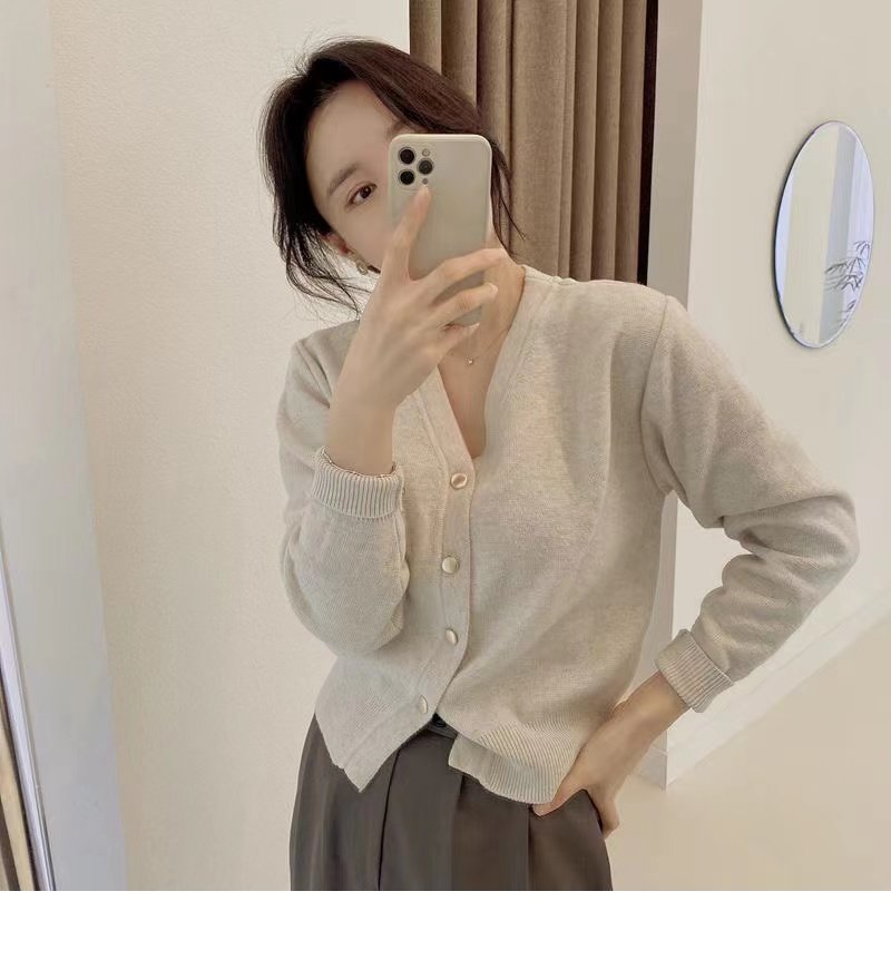 v领短款针织开衫女羊毛慵懒风设计感羊绒毛衣外套内搭打底衫上衣图片