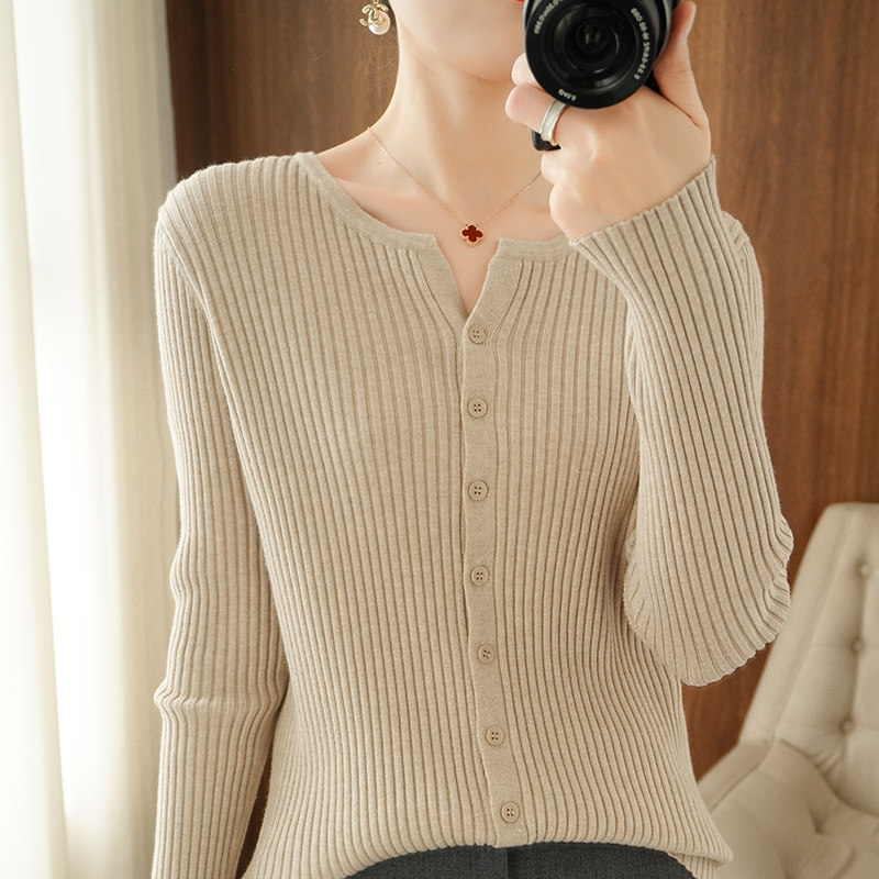 2021春季新款羊绒衫女圆领长袖抽条羊毛开衫韩版时尚纯色针织外套