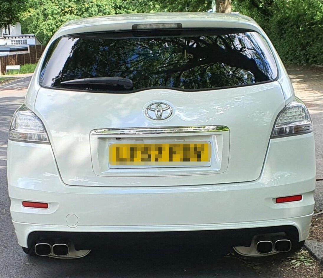 适合右軚丰田mark x zio后雨刷片雨刮器汽车水拨胶条雨刷摇臂总成