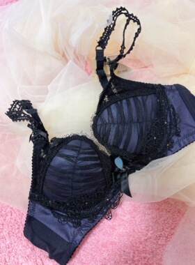 衣恋EBLIN黑色S53精致刺绣蕾丝U杯性感聚拢女士文胸ECBR423061