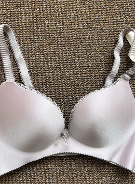 衣恋旗下EBLIN 正品专柜两色无钢圈无痕舒适女性文胸ECBR812N21