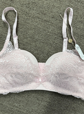 衣恋旗下EBLIN 浅粉红P1蕾丝无钢圈侧收舒适文胸ECBRB48041