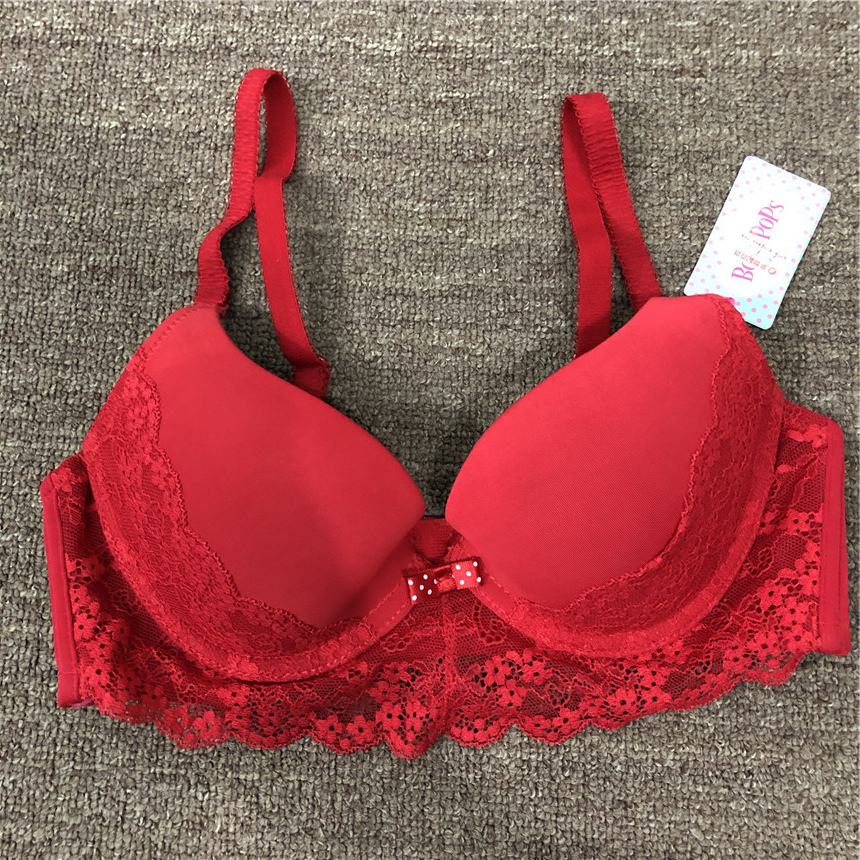 蕾丝边文胸bodypops有钢圈
