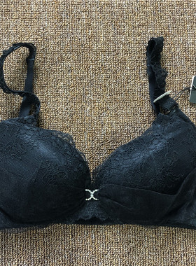 衣恋旗下EBLIN 黑色蕾丝聚拢无钢圈性感舒适女士文胸ECBR889181