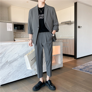 轻熟风微宽英伦条纹中袖西服 九分裤套装 深灰色TZ13-P195，男装西服，电商C308