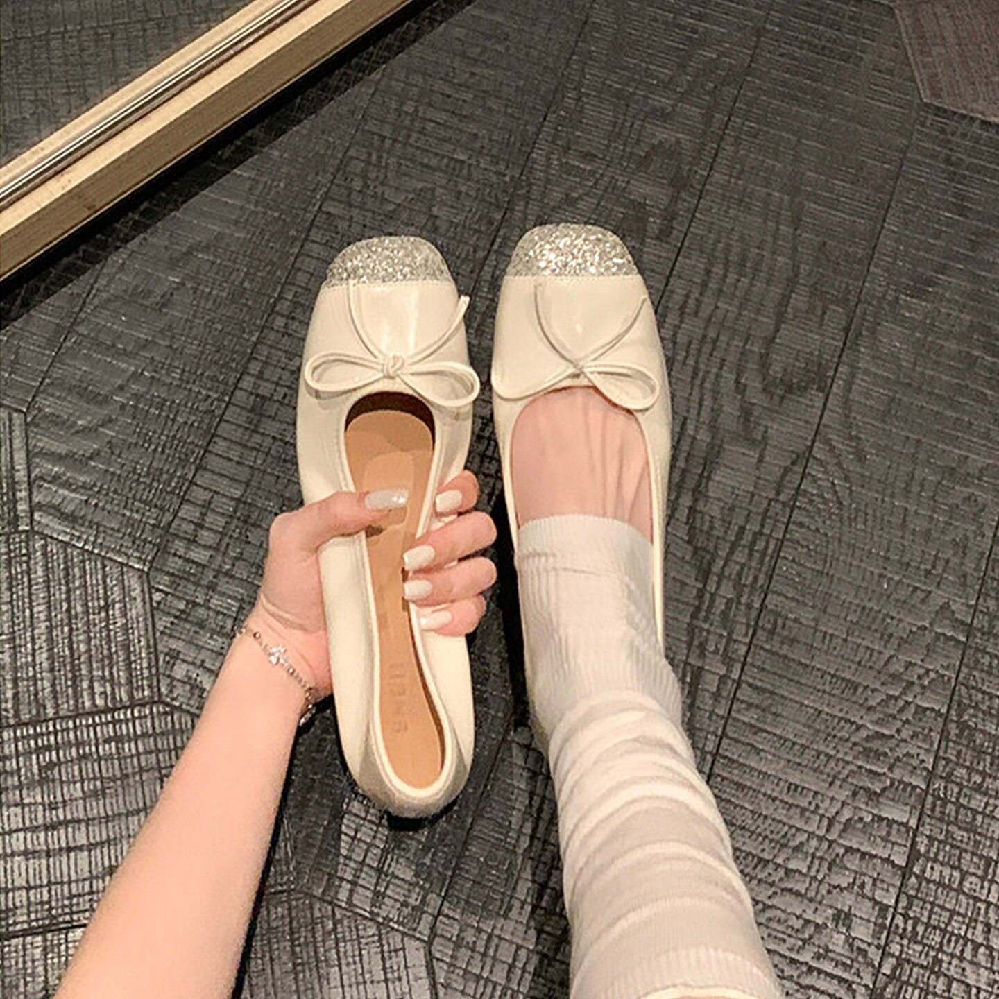 内增高芭蕾鞋女新款康鹏鞋法式亮片浅口玛丽珍鞋蝴蝶结软底单鞋子图片
