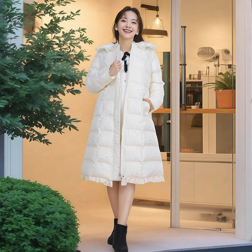 胖MM中长款绣花加厚棉服外套减龄