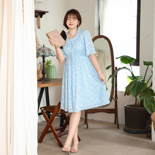 新款 法式 温柔木耳花边蓝色减龄薄 女装 大码 文艺复古连衣裙2024夏季