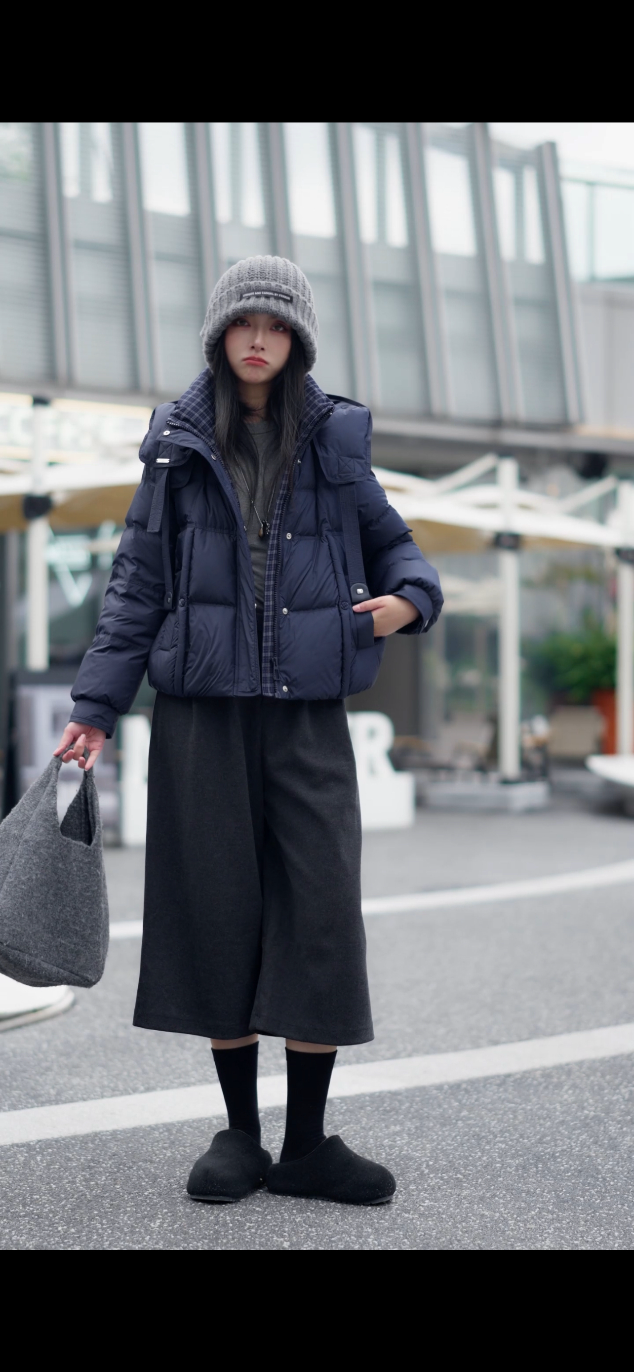 【连锁实体】艾睿思689038冬新2025时髦洋气90白鸭绒羽绒服外套潮