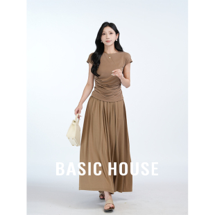 Basic House/百家好咖色T恤垂感半身裙气质高级感显瘦两件套装女