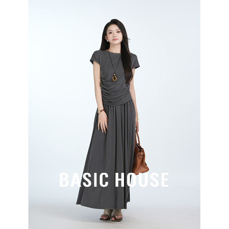 Basic House/百家好巨好看套装女夏2026新款爆款高级感T恤半身裙