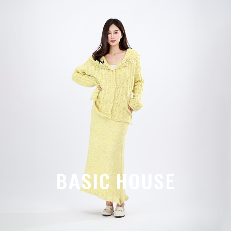 Basic House/百家好法式镂空立体花朵针织毛衣半身裙两件套装女装