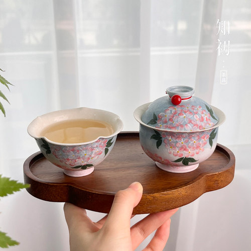 手绘绣球花釉下彩陶瓷茶具套装