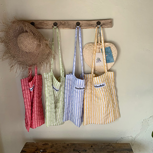 LittleChicThings原创设计多巴胺珠光细闪慵懒褶皱条纹单肩斜挎包