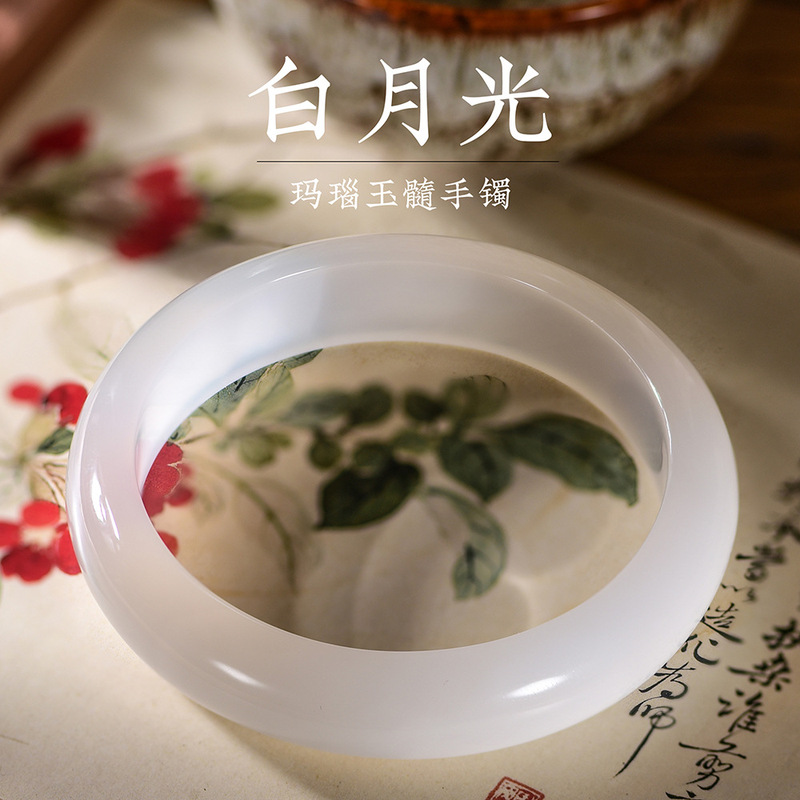白玛瑙手镯天然荔枝冻白月光
