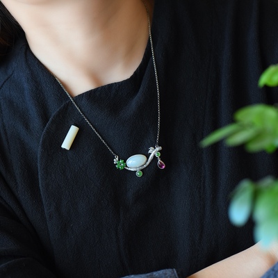 S925银和田玉复古珐琅蛋面吊坠自生连