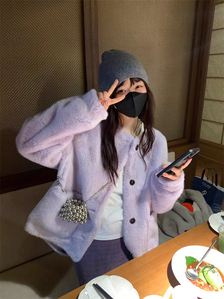 2025新款皮毛一体外套女短款小个子加厚保暖羊羔毛皮草上衣