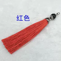 Красная кисточка с застежкой-лобстером 3663
