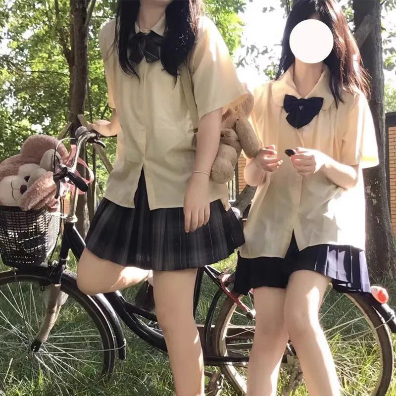 制服设计感娃娃领百褶裙原创正统